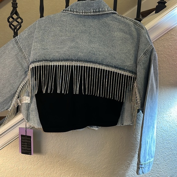 Forever 21 Jean button up jacket with fringed half back. Size L - Picture 3 of 5
